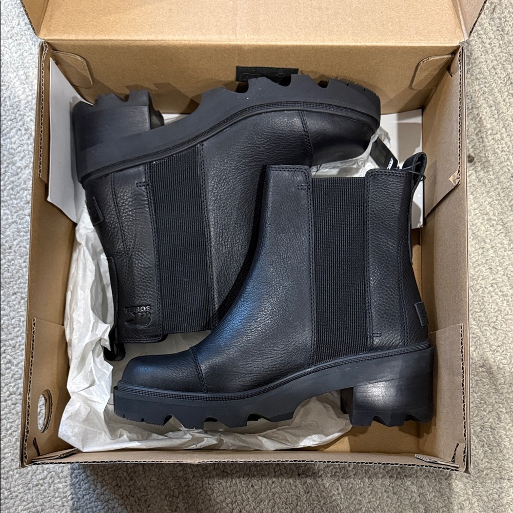 Sorel Joan Now Chelsea Boots